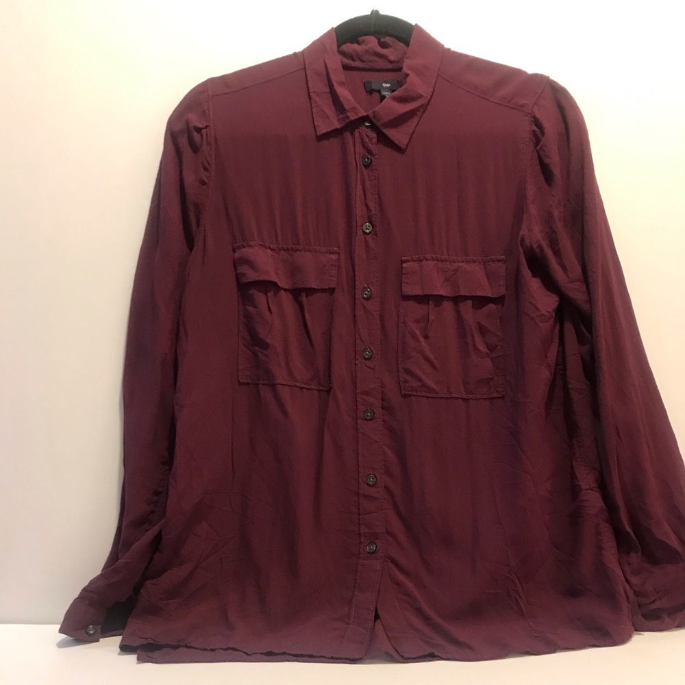 Gap woman’s button down  shirt Eggplant